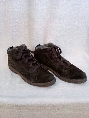 NWOB Vintage BOKS Reebok Black Suede Ankle Sneakers Boots Women's Size 10